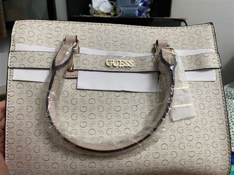 guess made in china asli atau palsu|nomor seri tas guess.